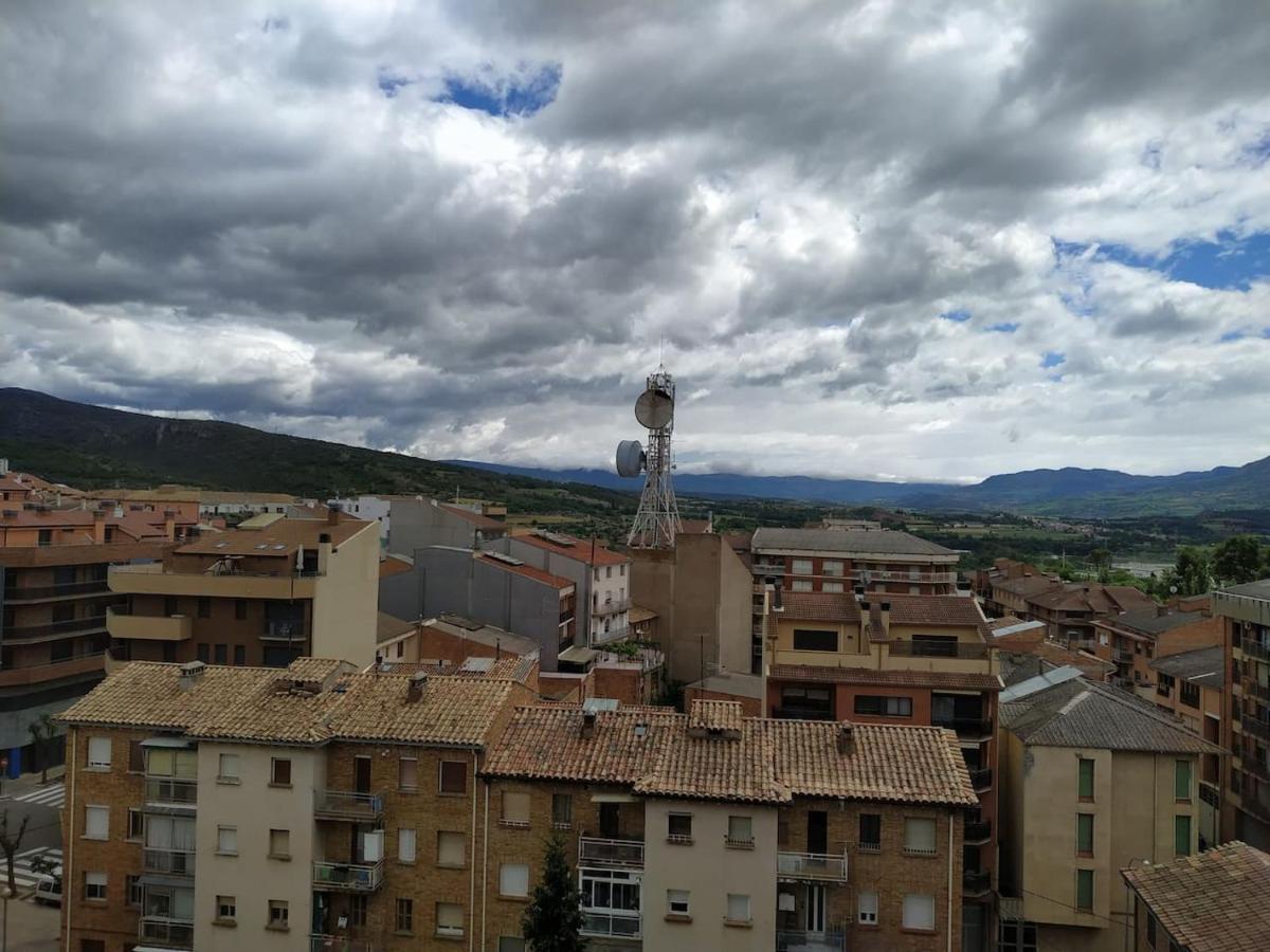 Lo Piset De La Torre Tremp Exterior foto